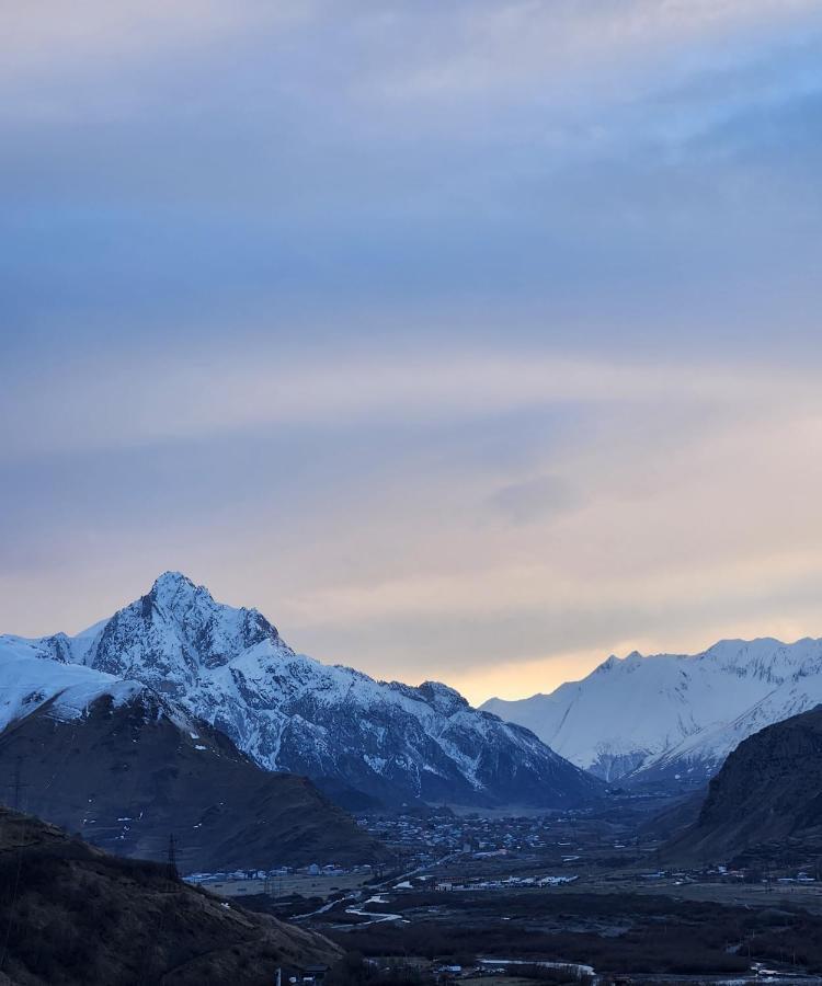 Kazbegi Targmani Cottages Екстериор снимка