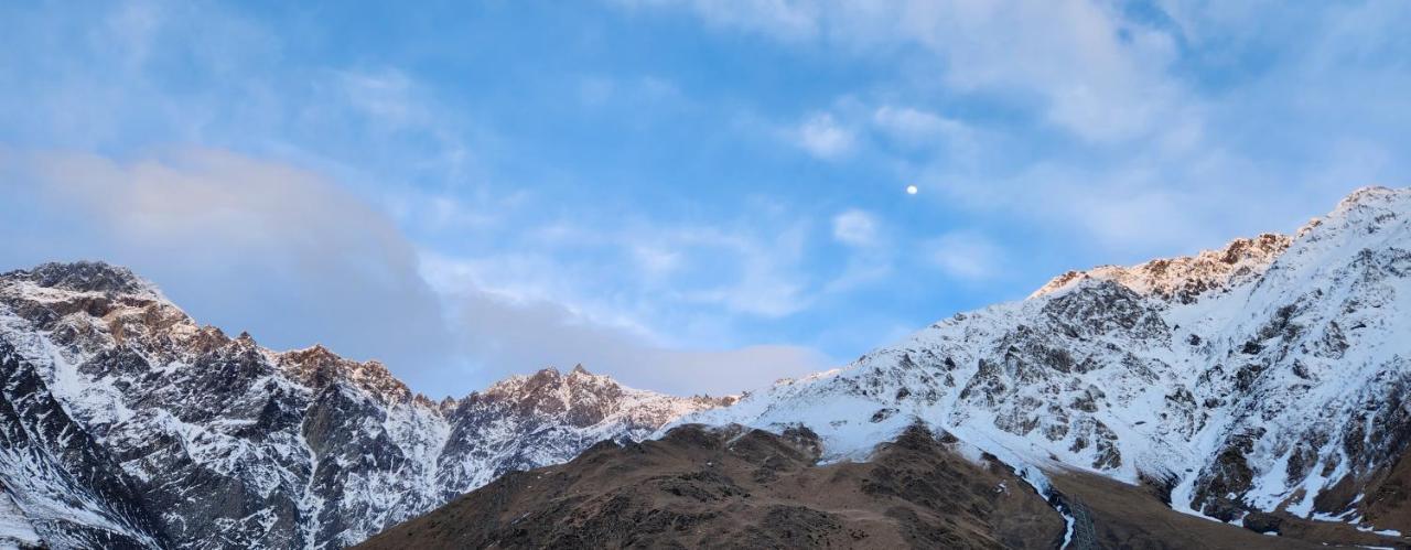 Kazbegi Targmani Cottages Екстериор снимка