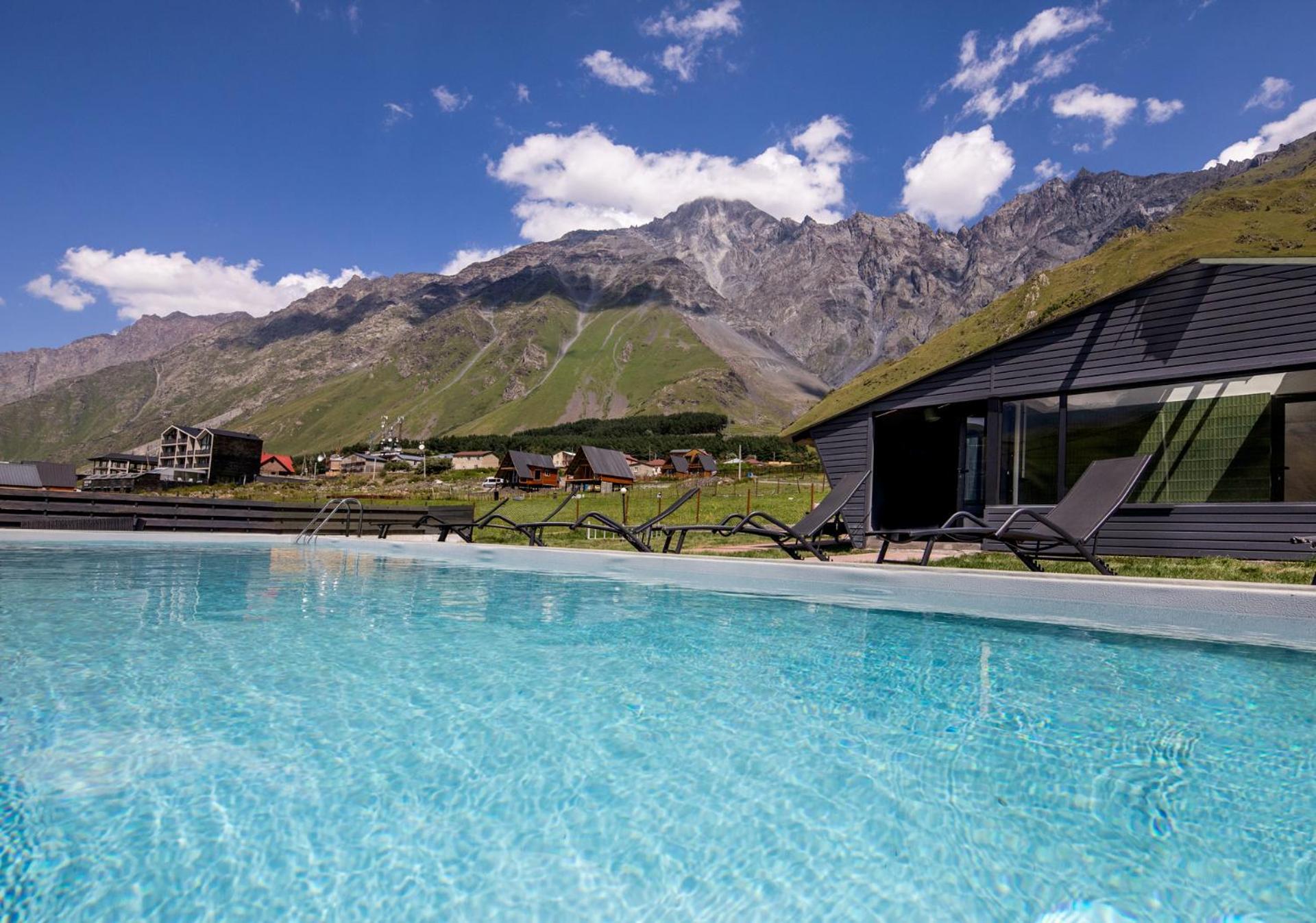 Kazbegi Targmani Cottages Екстериор снимка
